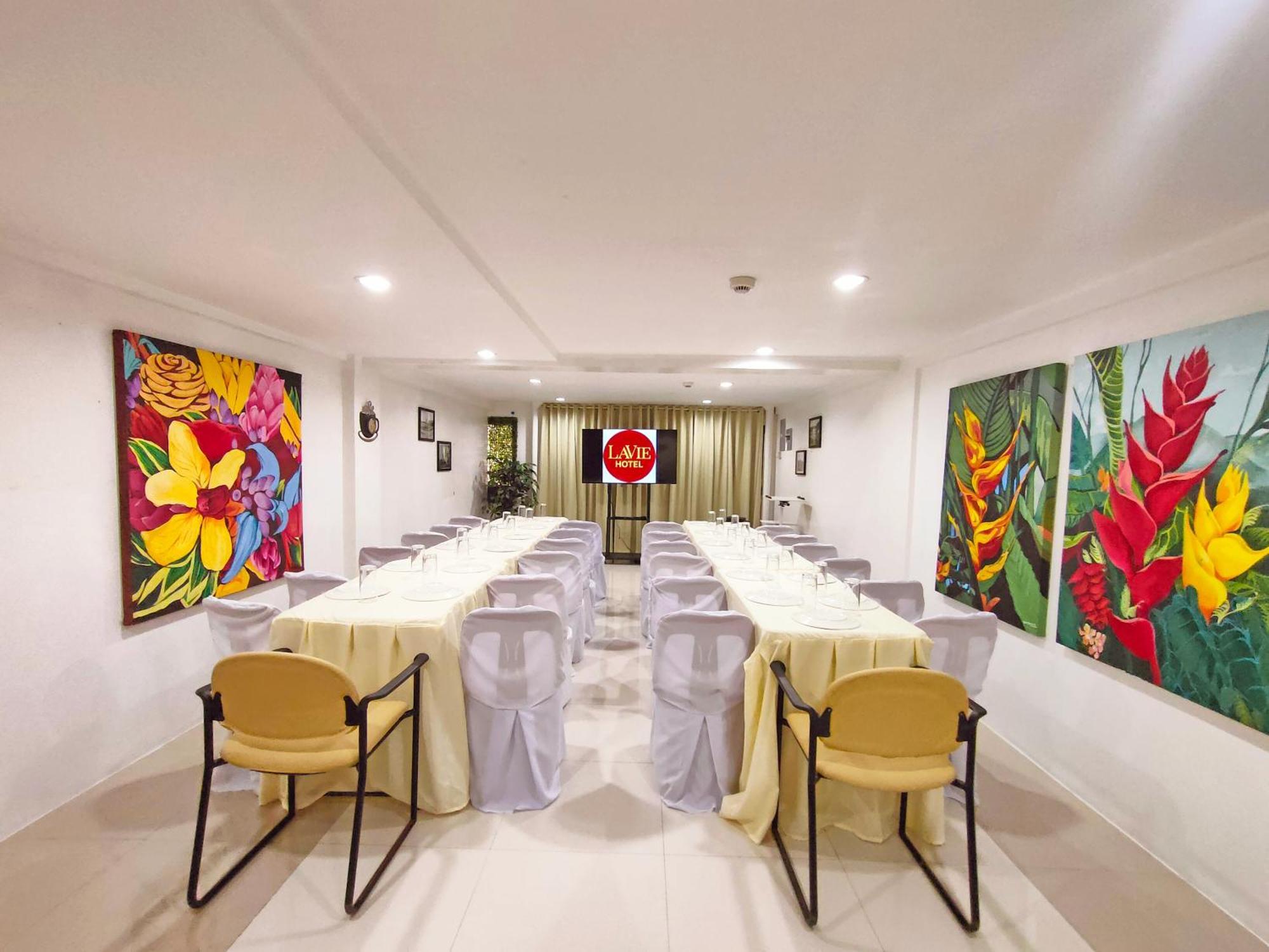 Lavie Hotel Vigan Exterior foto