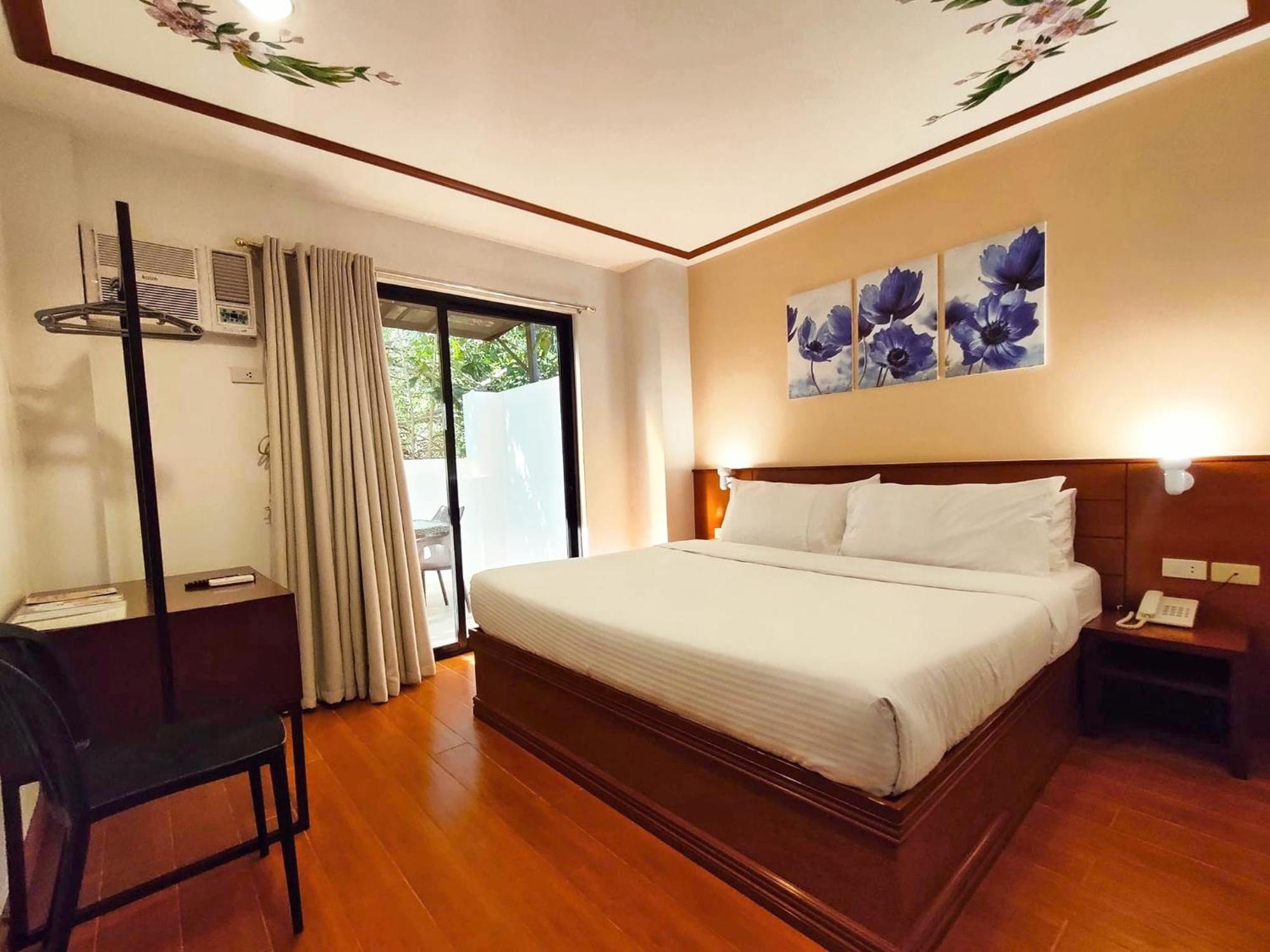 Lavie Hotel Vigan Exterior foto